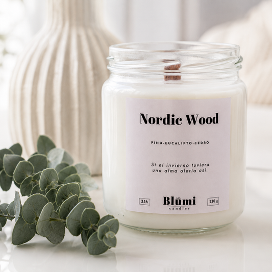 Nordic Wood · Vela Aromática de Soja · 230 gr